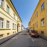 Apartment Gudu